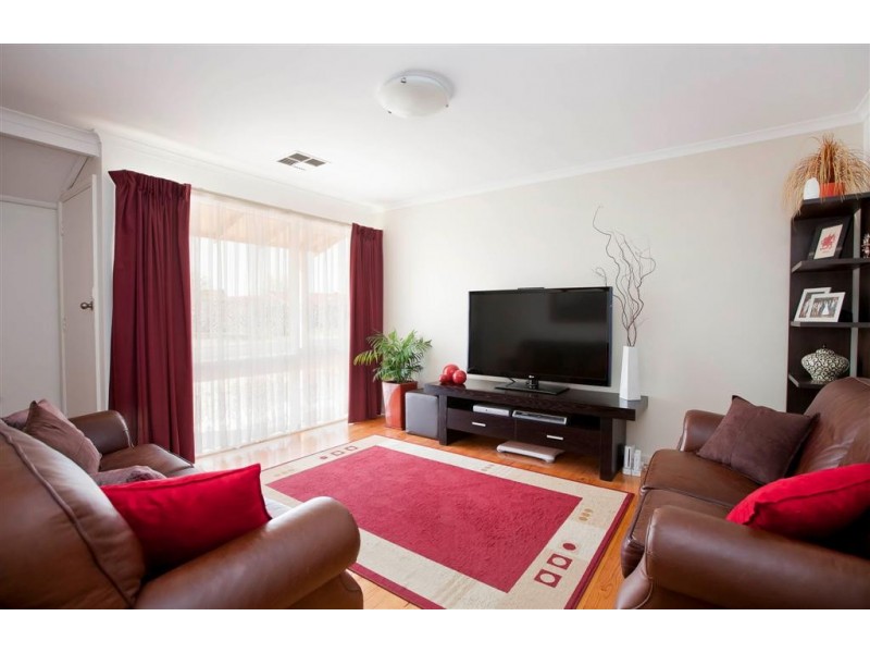 35 Tucker Crescent, North Haven SA 5018