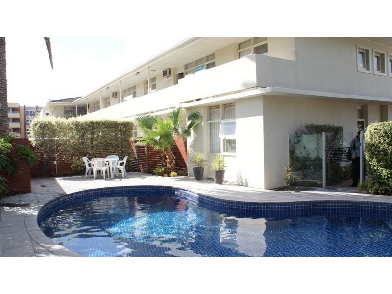 27/18 Raymond Grove, Glenelg SA 5045