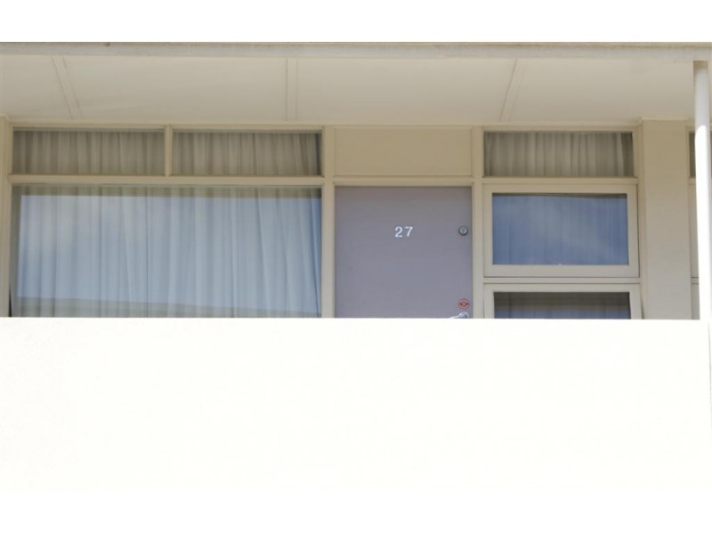 27/18 Raymond Grove, Glenelg SA 5045