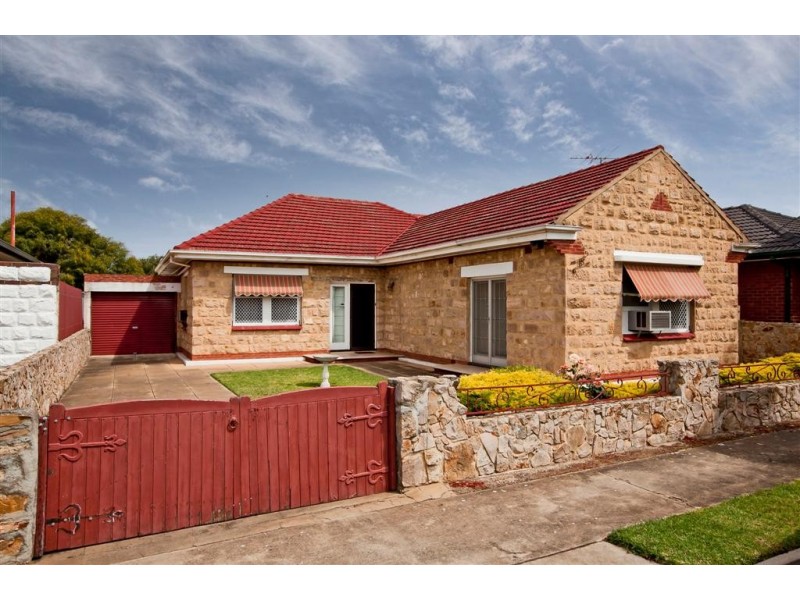 18 Koowarra Terrace, Largs North SA 5016