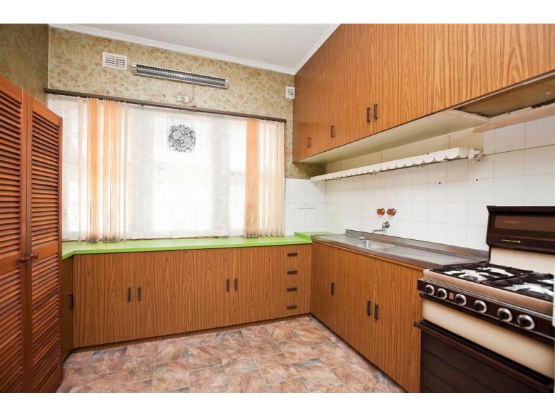 18 Koowarra Terrace, Largs North SA 5016