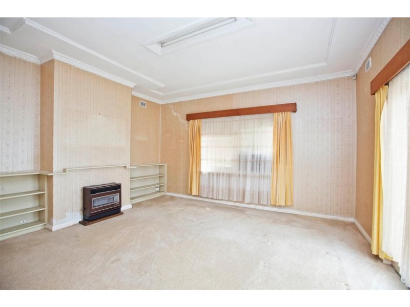 18 Koowarra Terrace, Largs North SA 5016