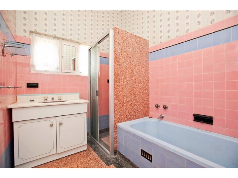 18 Koowarra Terrace, Largs North SA 5016