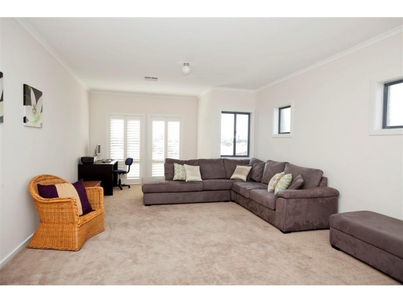 21 Ashburton Avenue, West Lakes Shore SA 5020