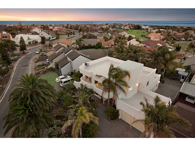 2 Challenge Court, North Haven SA 5018