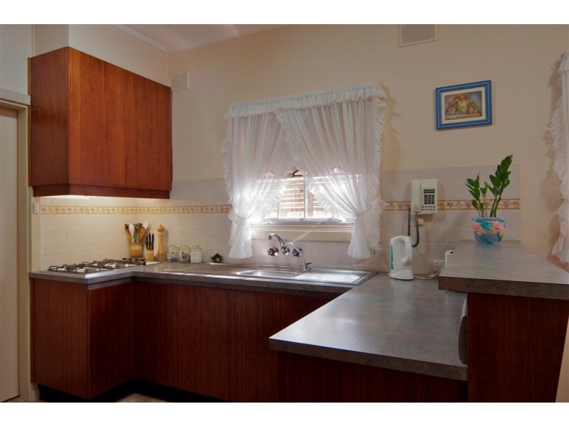 18 Wandana Terrace, Taperoo SA 5017