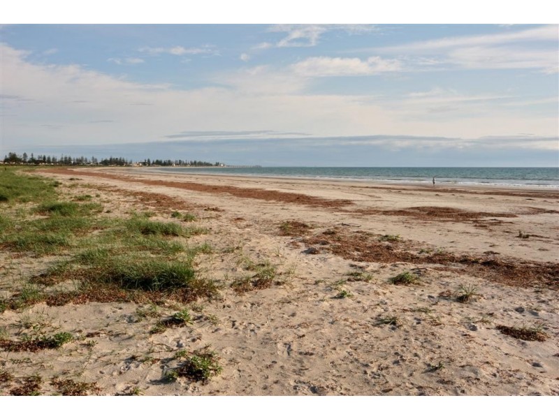 18 Wandana Terrace, Taperoo SA 5017