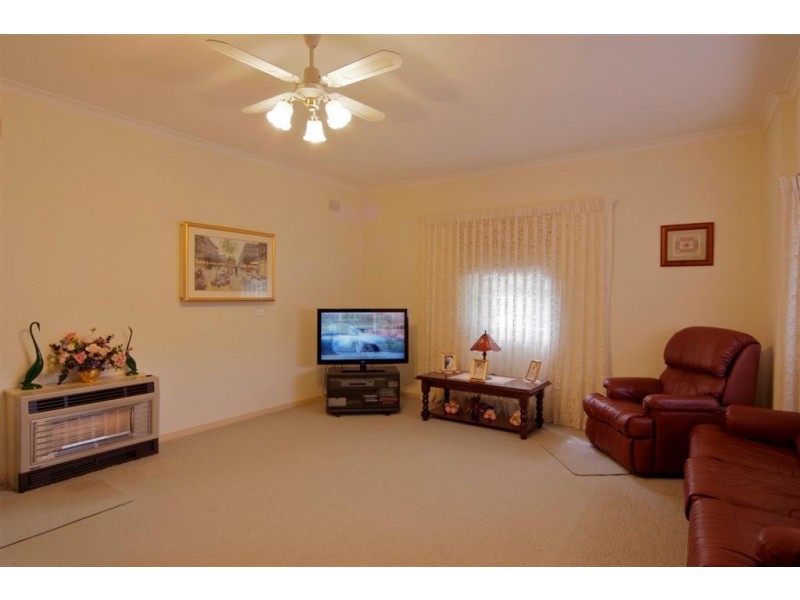 18 Wandana Terrace, Taperoo SA 5017