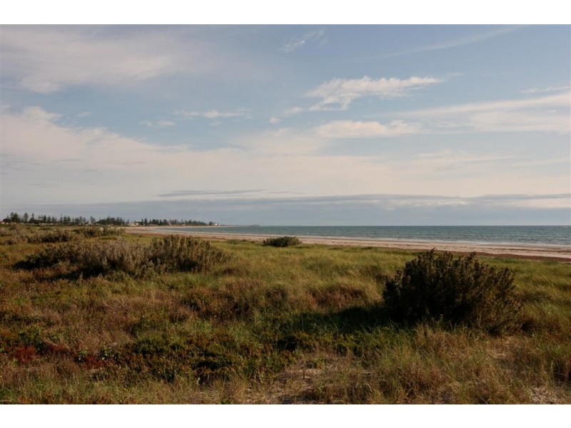 18 Wandana Terrace, Taperoo SA 5017