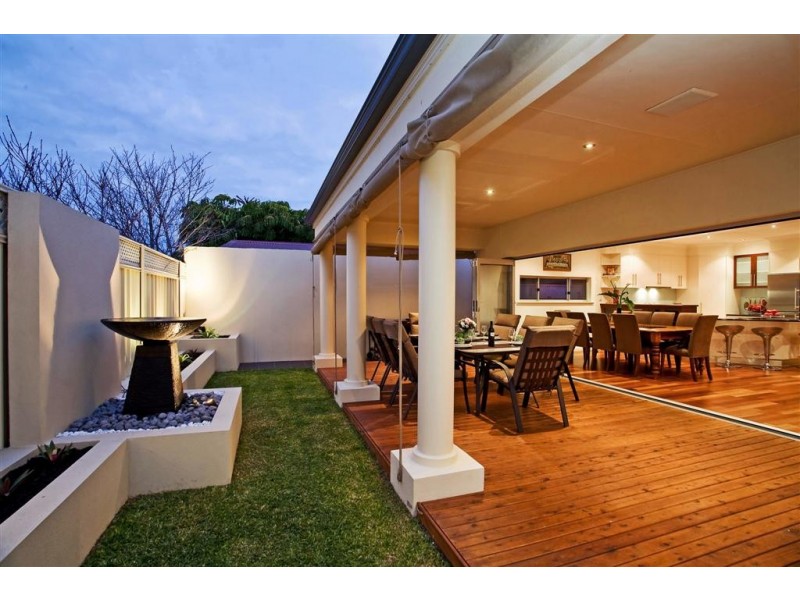 12 Hanson Street, Semaphore SA 5019