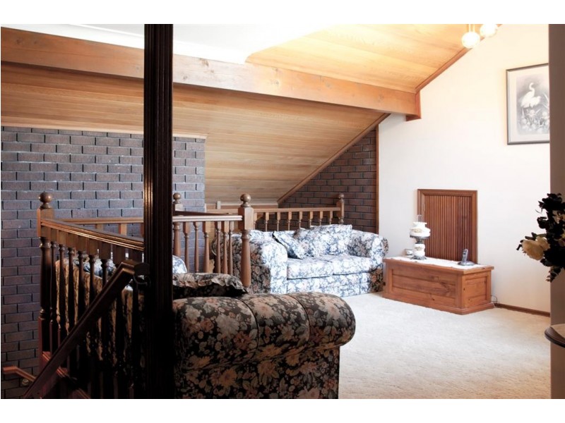 10 Read Court, North Haven SA 5018