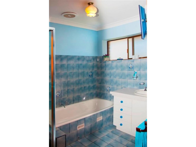 10 Read Court, North Haven SA 5018