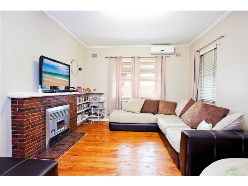 5 Arooma Street, Findon SA 5023