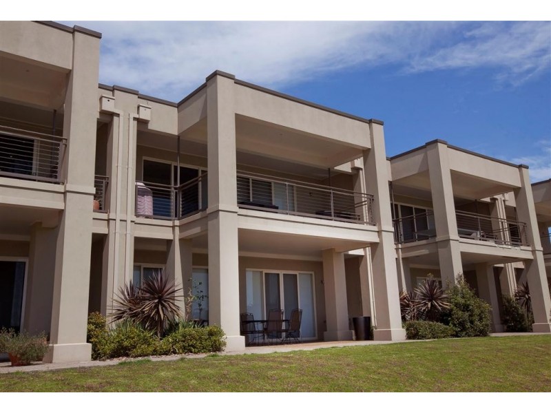 37 and 39 Ventura Place, Hindmarsh Island SA 5214