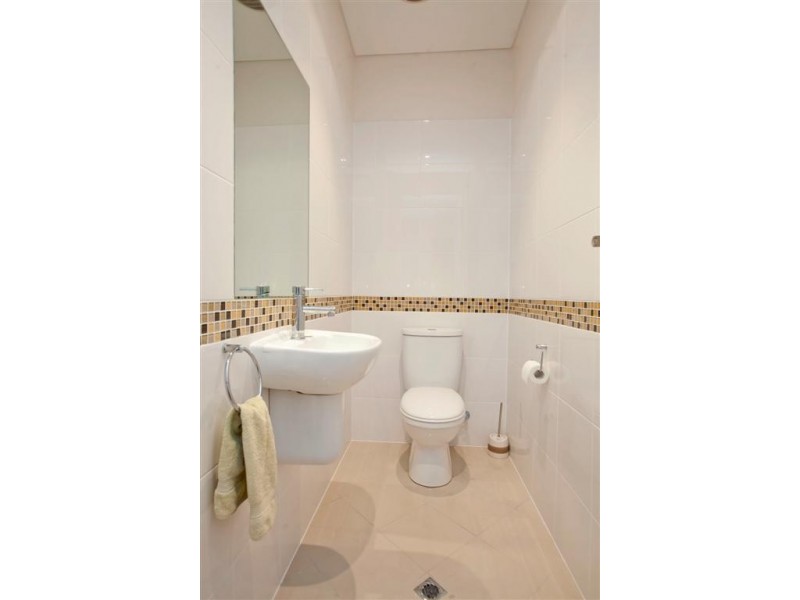 37 and 39 Ventura Place, Hindmarsh Island SA 5214