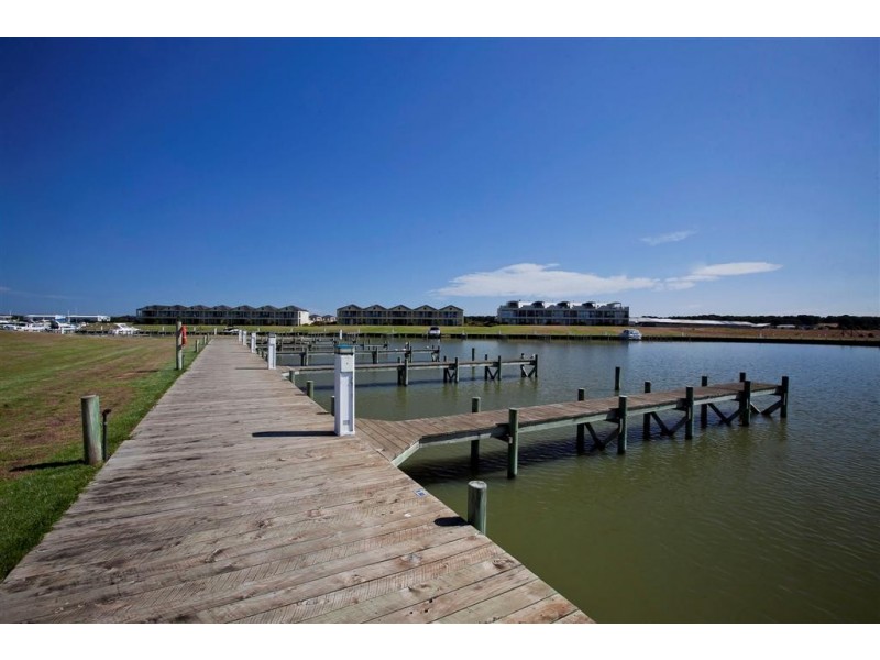 37 and 39 Ventura Place, Hindmarsh Island SA 5214