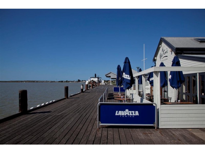 37 and 39 Ventura Place, Hindmarsh Island SA 5214