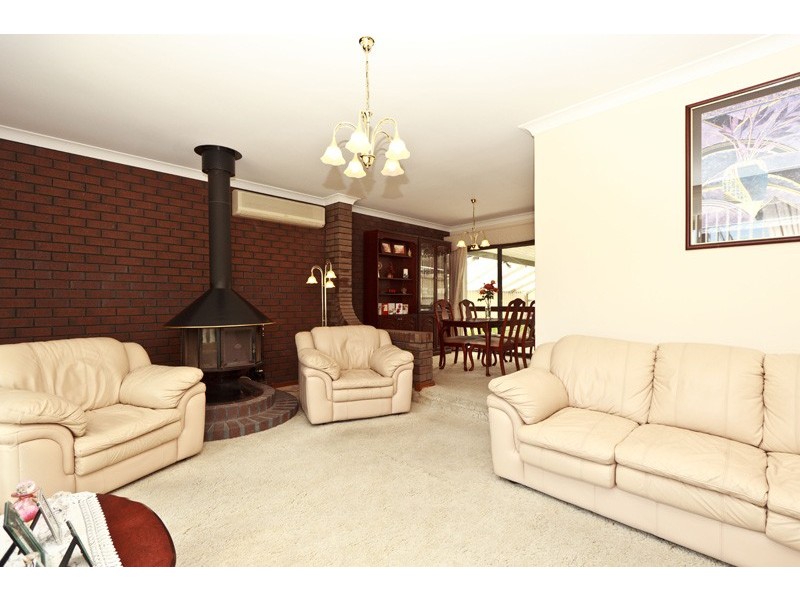 10 Read Court, North Haven SA 5018