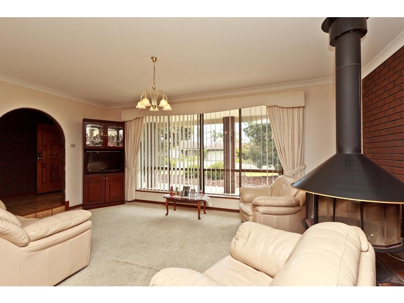 10 Read Court, North Haven SA 5018