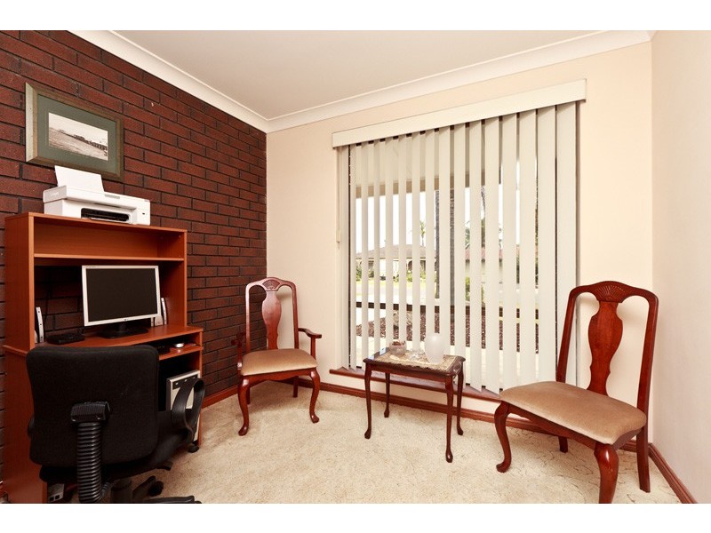 10 Read Court, North Haven SA 5018