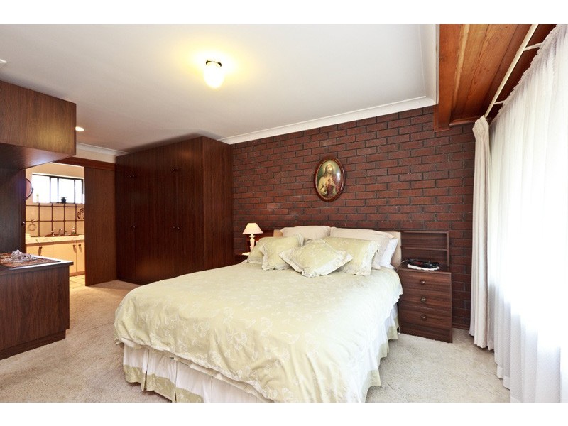 10 Read Court, North Haven SA 5018