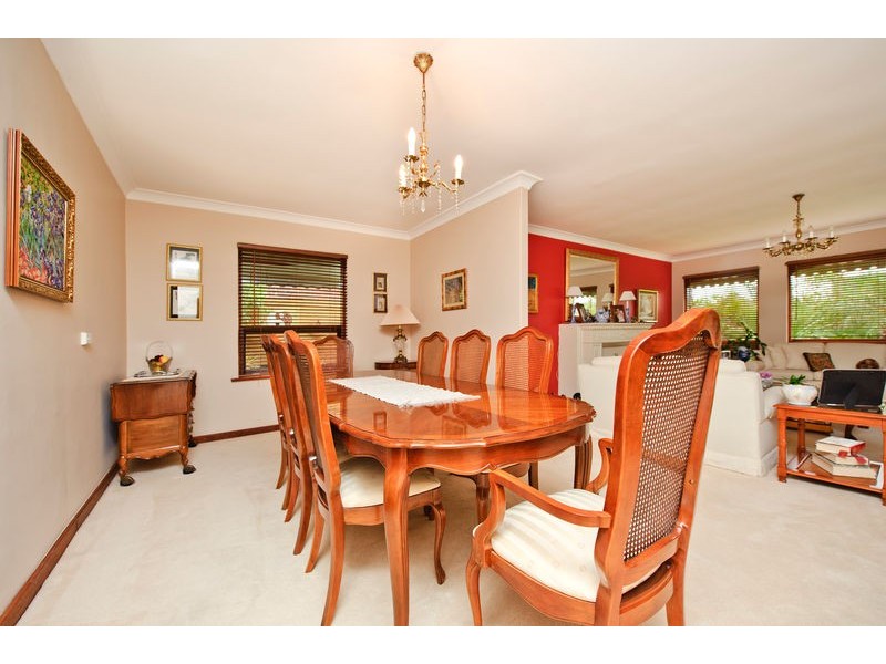 9 Dutton Grove, West Lakes Shore SA 5020