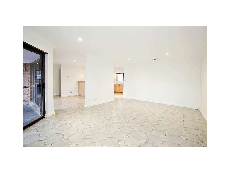 12 San Antonio Court, Wynn Vale SA 5127