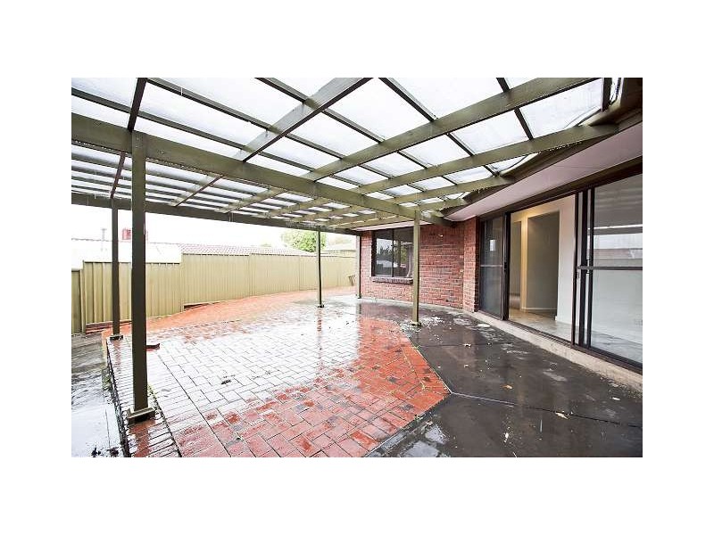 12 San Antonio Court, Wynn Vale SA 5127