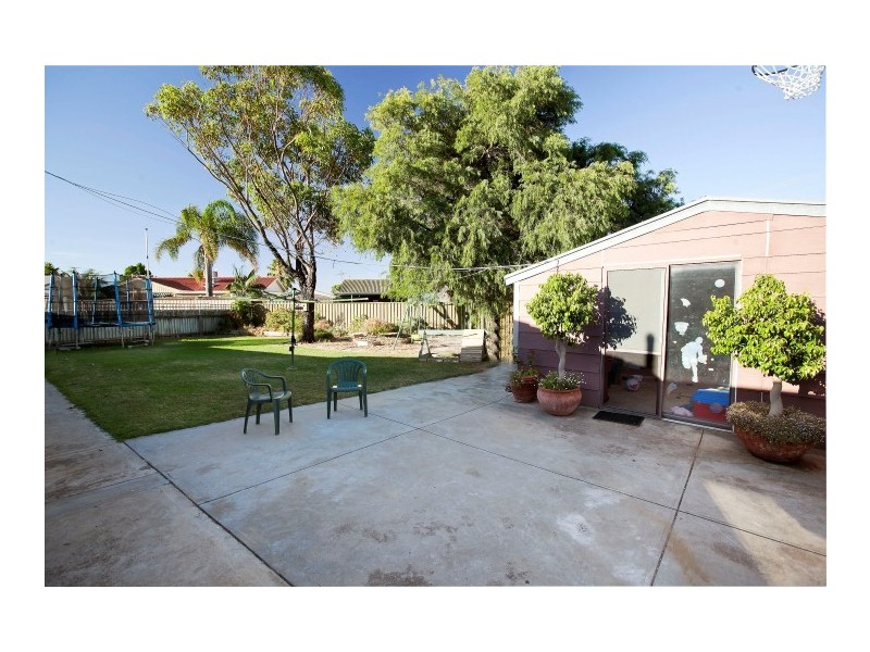 28 Tucker Crescent, North Haven SA 5018