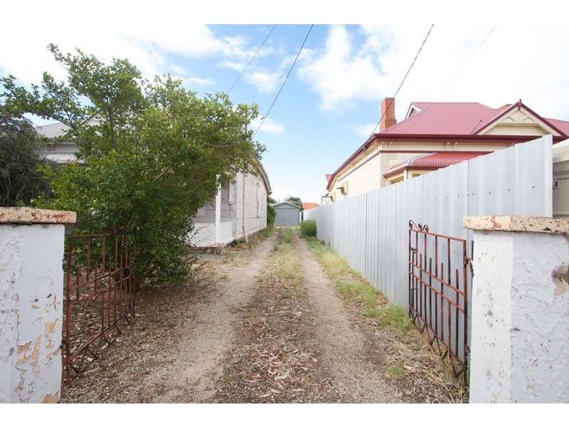 53 Hodgeman Road, Pennington SA 5013