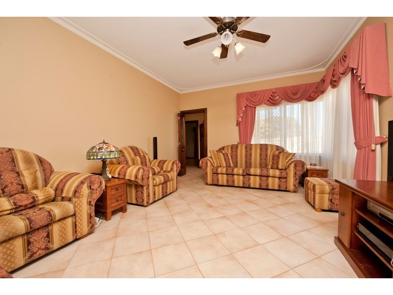 223 Hart Street, Glanville SA 5015