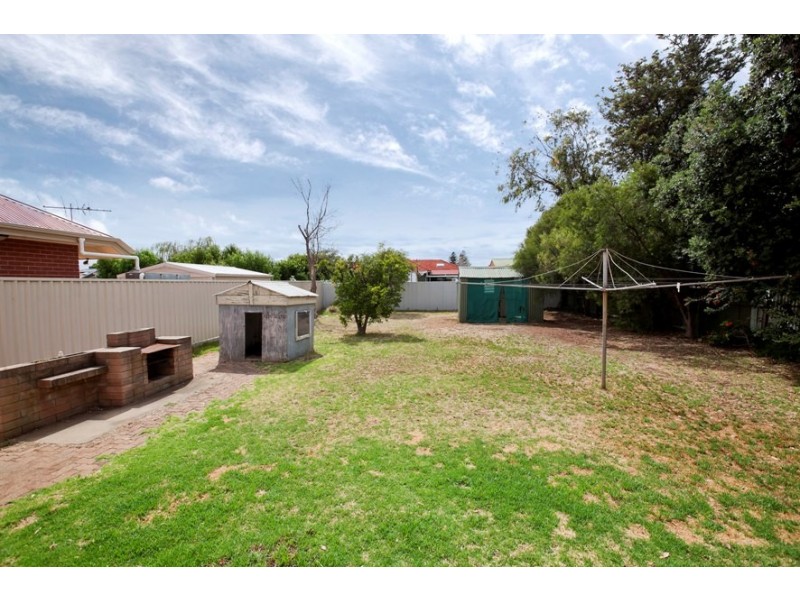 11 Douglas Street, Flinders Park SA 5025