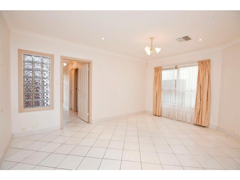 17a Gulf Point Drive, North Haven SA 5018