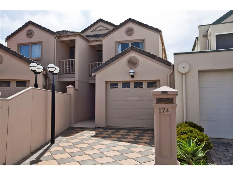 17a Gulf Point Drive, North Haven SA 5018