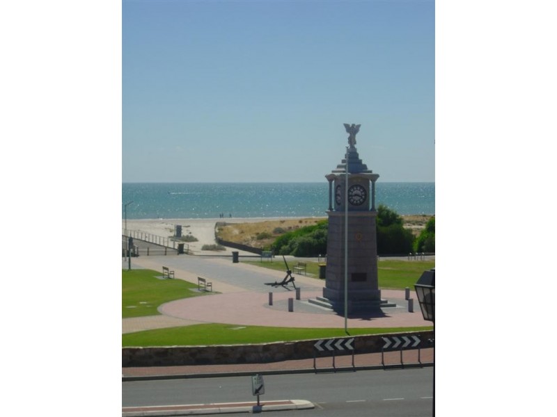 18 Victoria Street, Glanville SA 5015