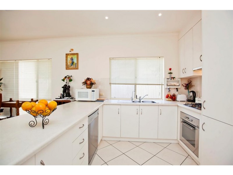 4 May Street, Birkenhead SA 5015