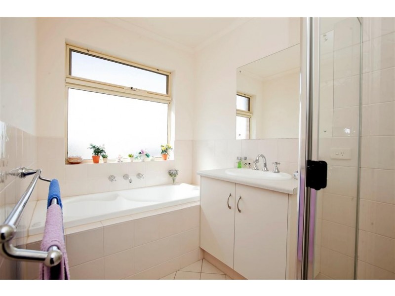 4 May Street, Birkenhead SA 5015