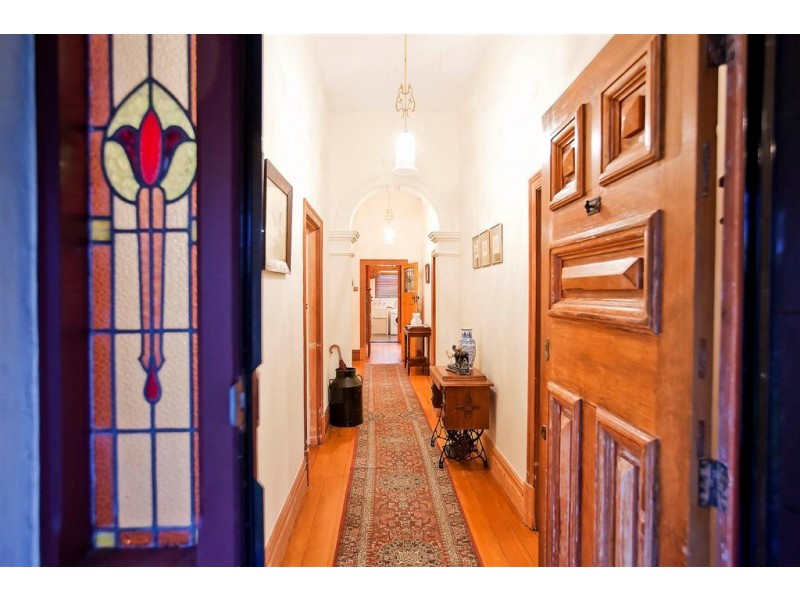 18 Craigie Street, Birkenhead SA 5015