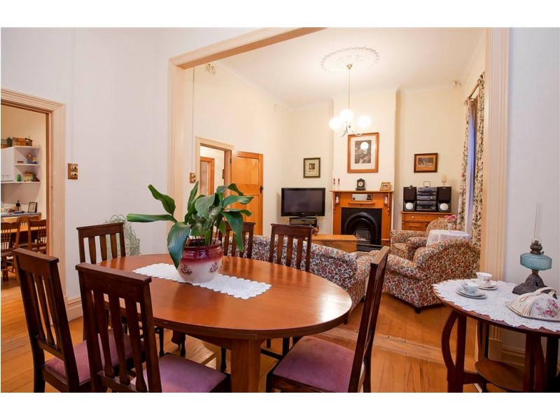 18 Craigie Street, Birkenhead SA 5015