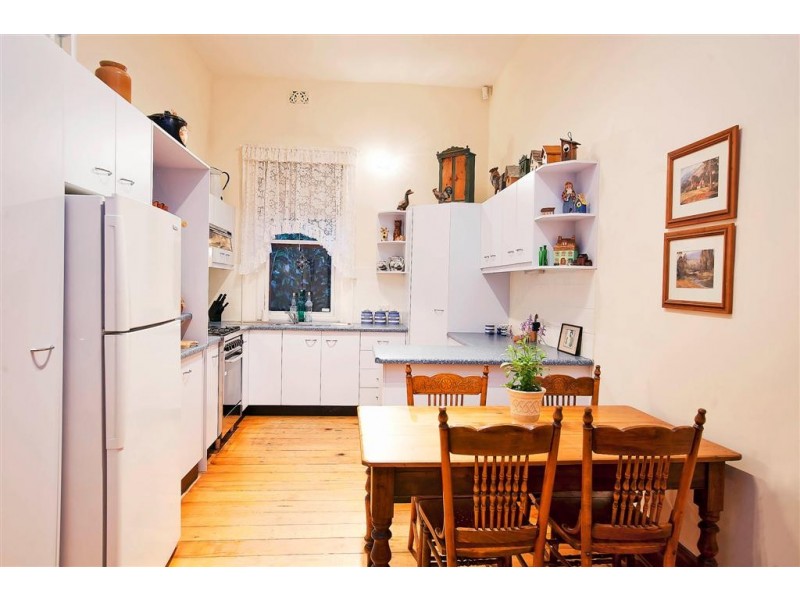 18 Craigie Street, Birkenhead SA 5015