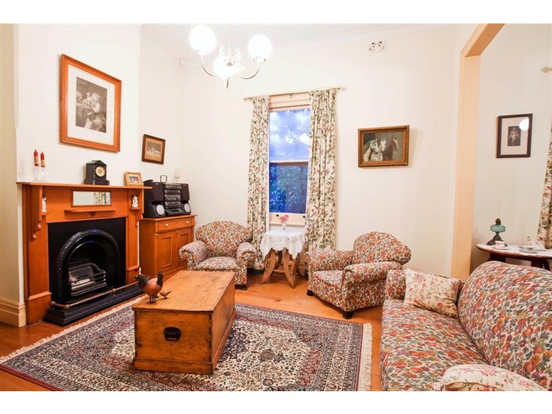 18 Craigie Street, Birkenhead SA 5015