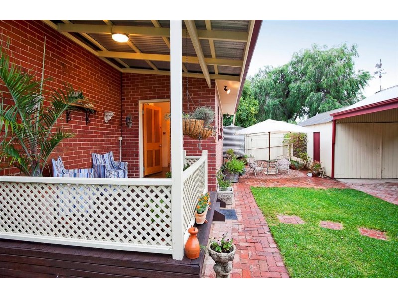 18 Craigie Street, Birkenhead SA 5015