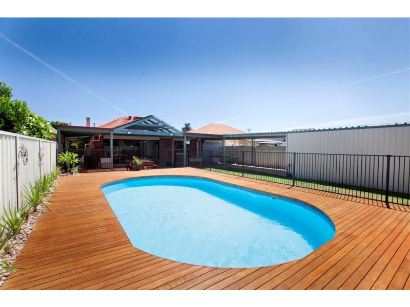8 Sanderson Street, Peterhead SA 5016
