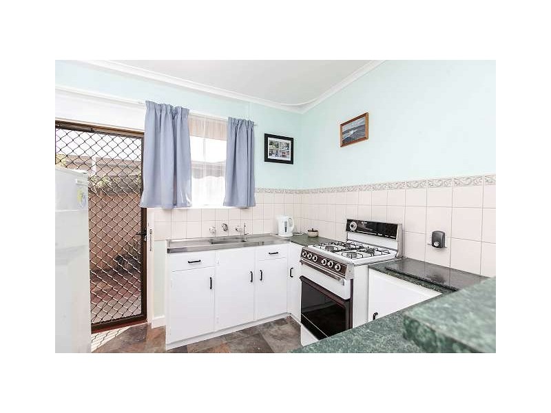 2/105 Spring Street, Queenstown SA 5014