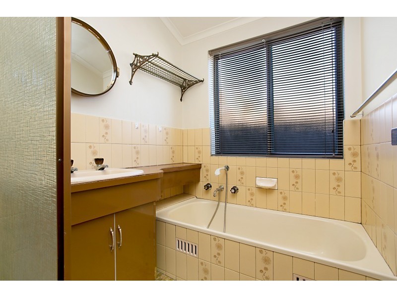 14 Dame Pattie Circuit, West Lakes SA 5021