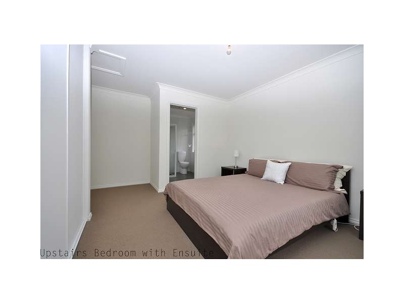 4 Narkunda Street, Largs Bay SA 5016