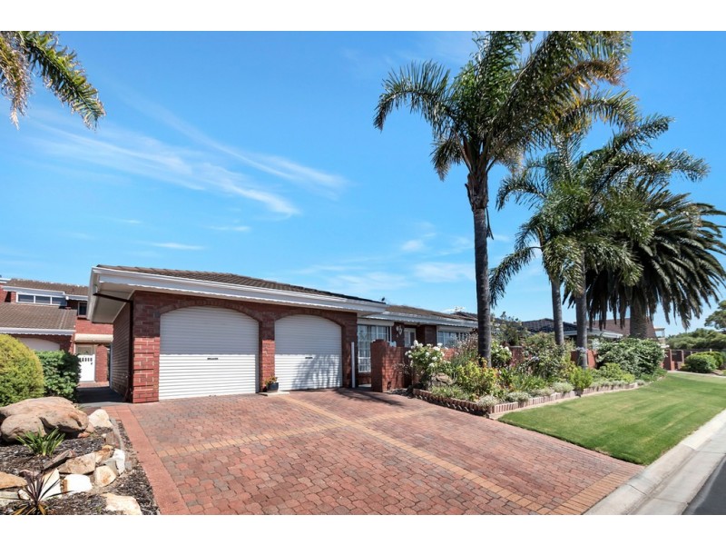 4/4 Cocos Grove, West Lakes SA 5021