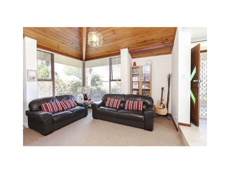 4 Tahiti Place, West Lakes SA 5021