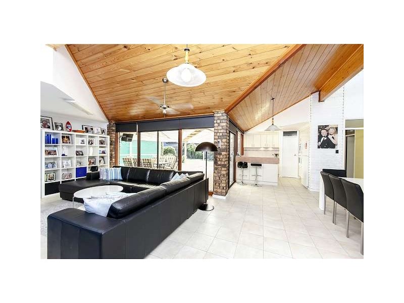 4 Tahiti Place, West Lakes SA 5021