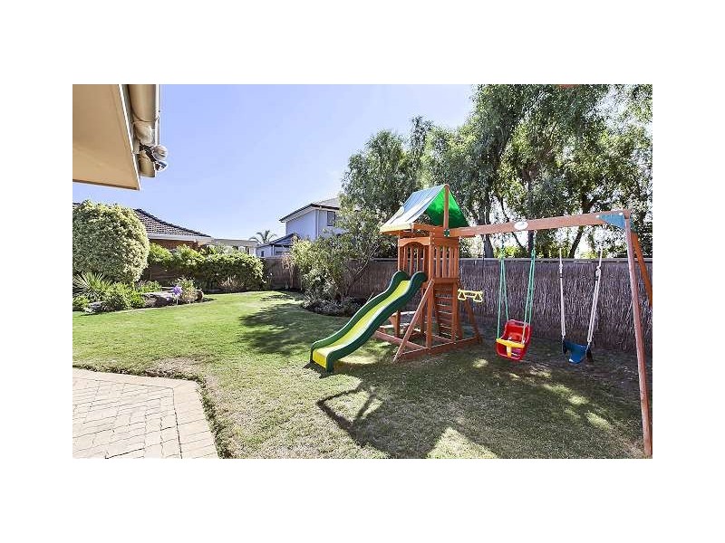 4 Tahiti Place, West Lakes SA 5021